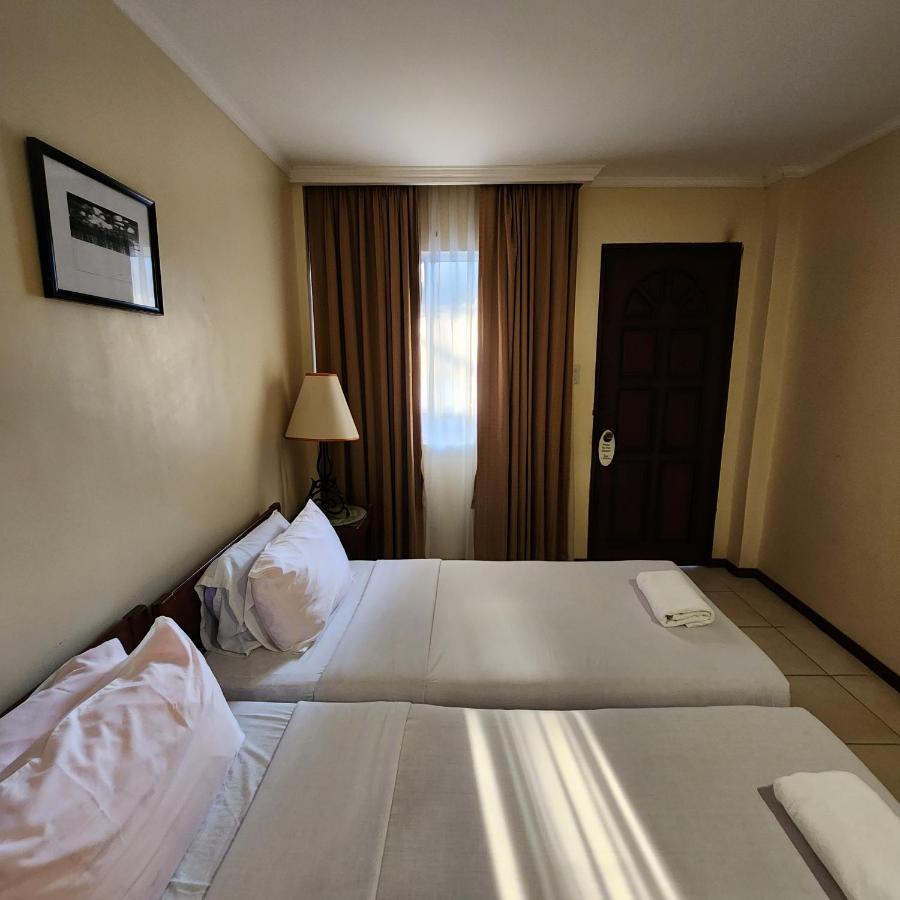 Villa Tomasa Alona Kew White Beach Resort Panglao Bagian luar foto